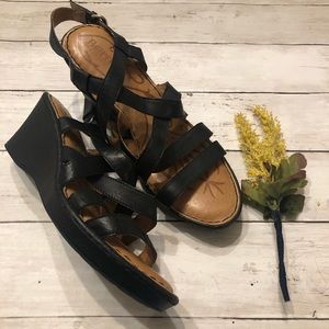 Women’s comfortable Born black leather Wedges